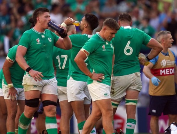 ‘I’d happily play at midnight if it’s a bit cooler’ – Ireland forward feeling the heat
