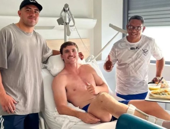 ‘We thought the tibia was off’: Le Roux Malan as All Black centre visits
