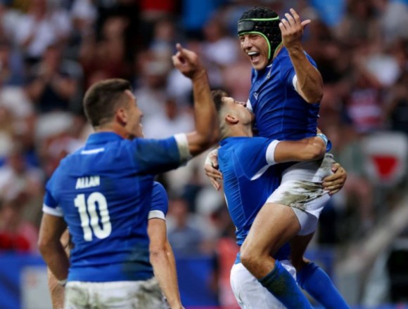 Italy produce second-half fightback to beat Uruguay