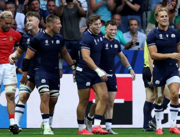 Scotland get World Cup campaign running with bonus point win over Tonga