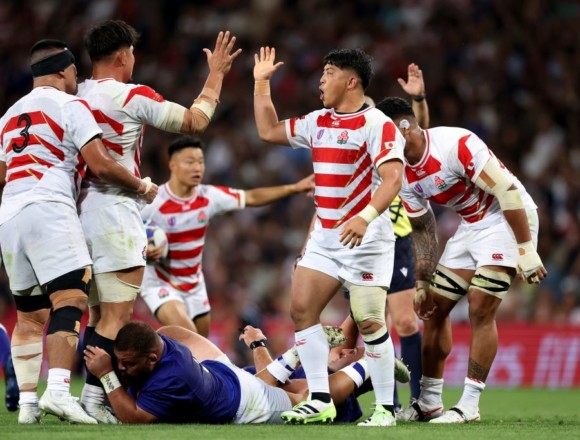 Le Japon fait un bond vers les quarts en battant les Samoa