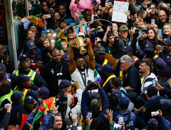 ‘South Africa showed us exactly who we did it for’ – Siya Kolisi