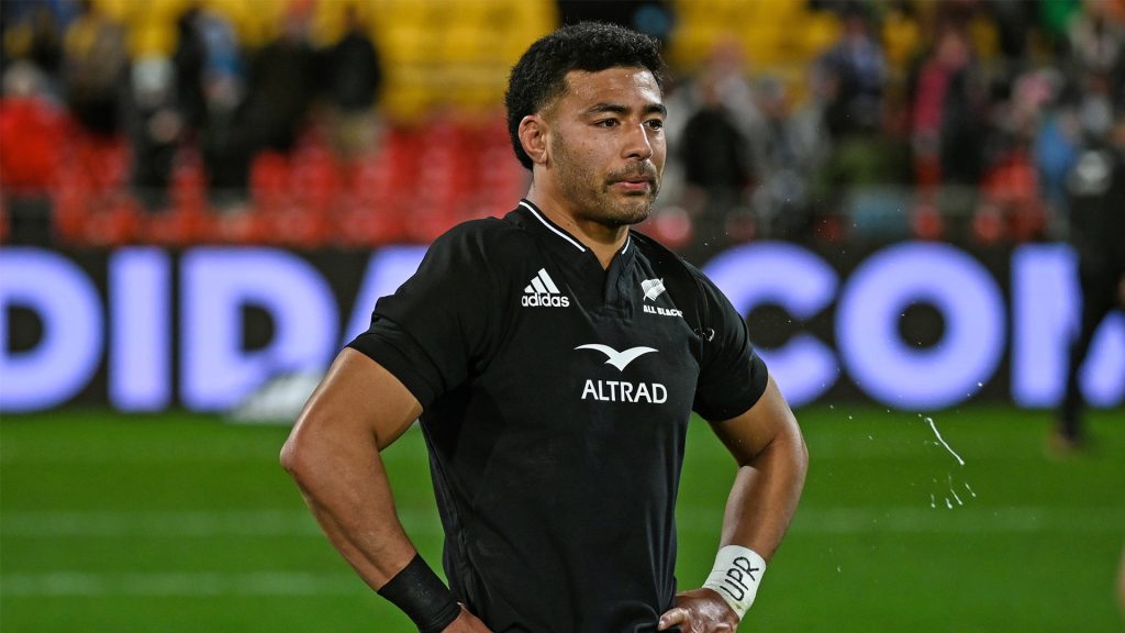 Mo’unga vs Sexton: ‘A true honour and privilege to match up against him’