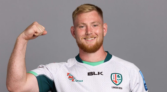Exeter Chiefs swoop for 6’4, 120kg Jersey Reds back row Hallam Chapman