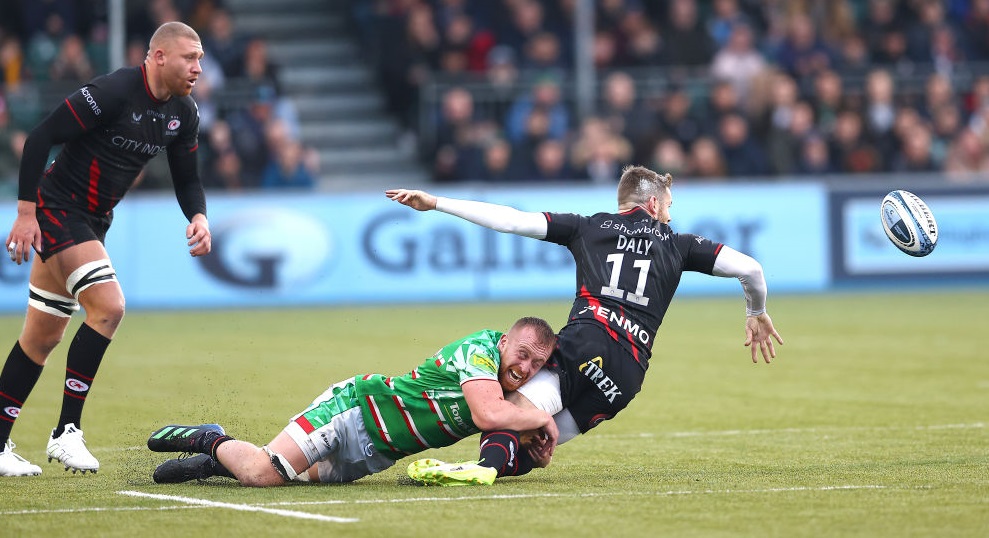 England stars power Saracens to big win over Leicester Tigers