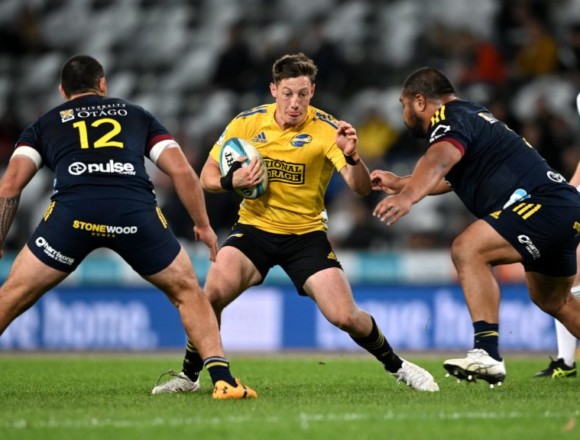 TJ Perenara weighs in on Hurricanes’ heavyweight one-two-punch