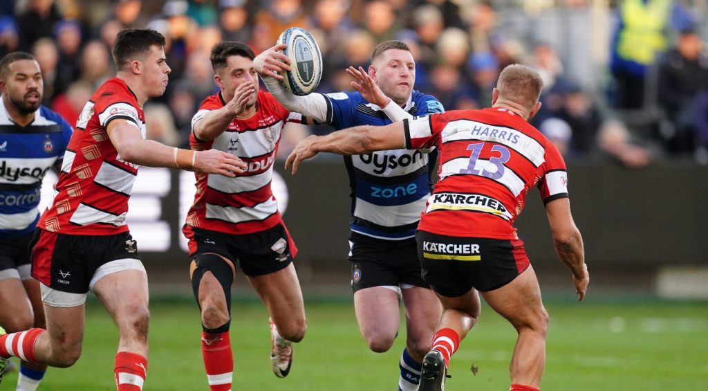 Tom de Glanville scores two tries as Bath inflict more misery on Gloucester