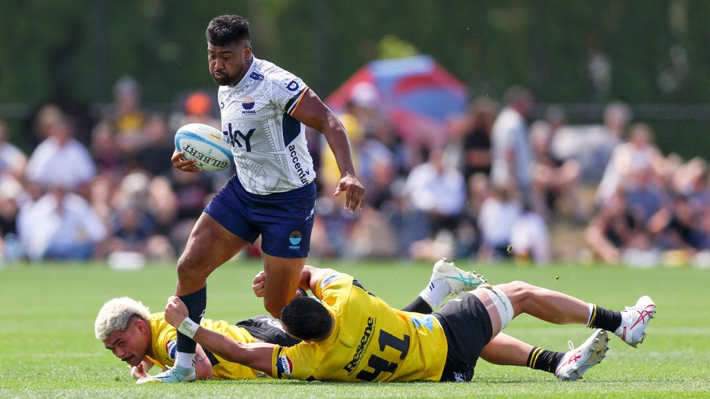 Watch: Julian Savea returns to Wellington and scores against the Hurricanes