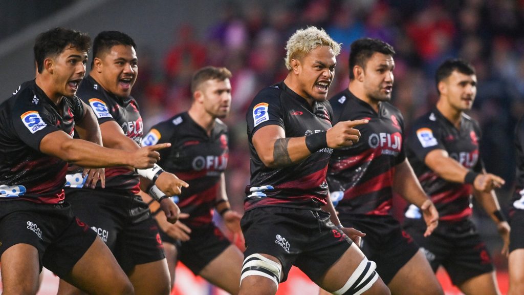 Crusaders come up short against Munster after final kick jeered by crowd